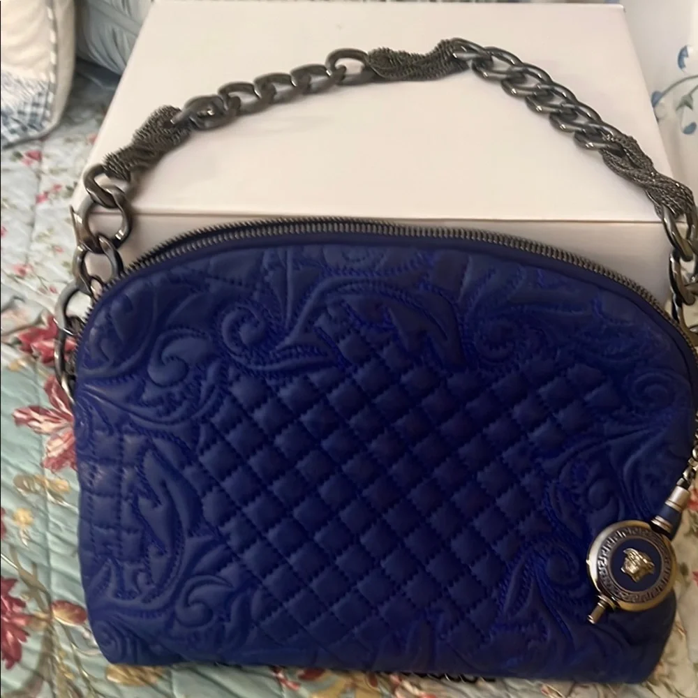 Versace bag - Picture 2 of 16
